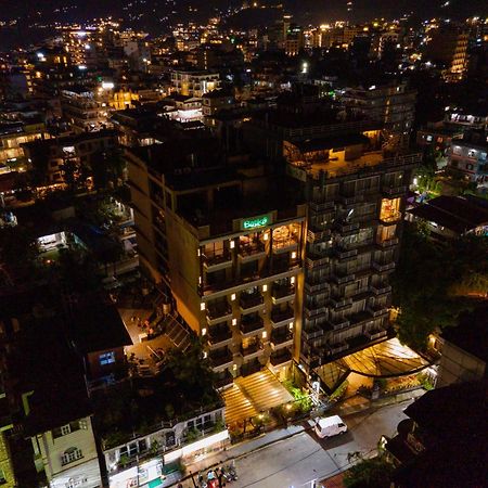 Hotel Pokhara Batika Exteriér fotografie