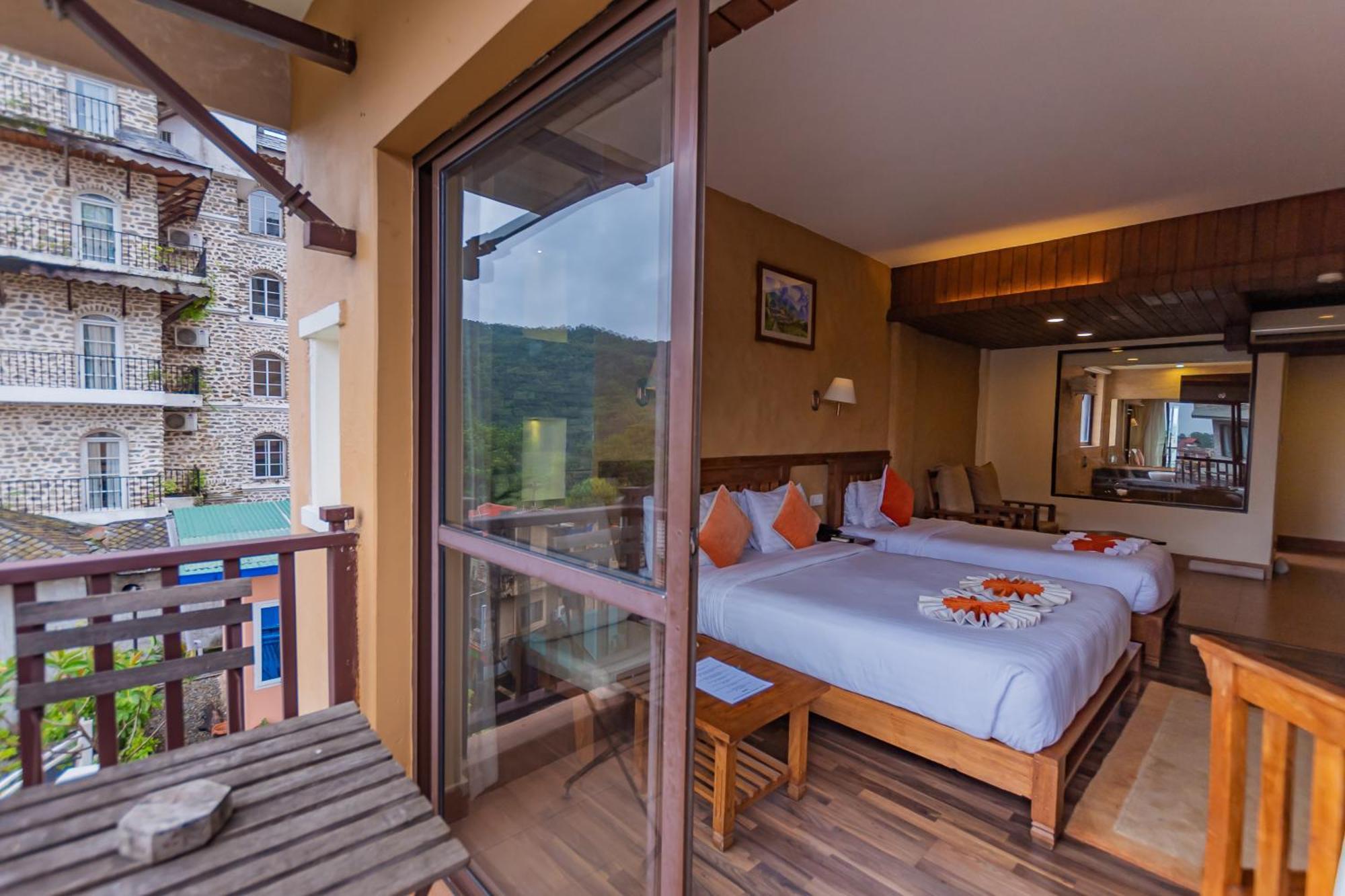 Hotel Pokhara Batika Exteriér fotografie