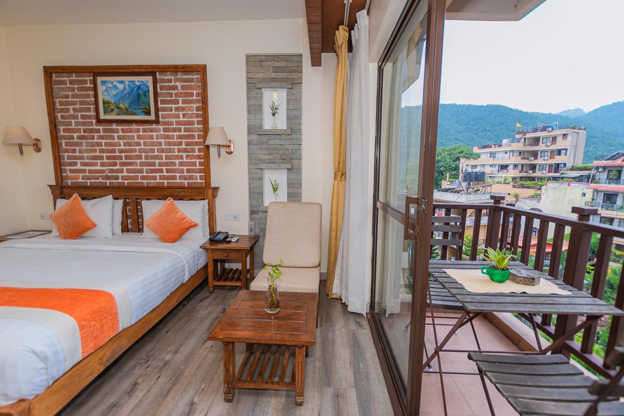 Hotel Pokhara Batika Exteriér fotografie