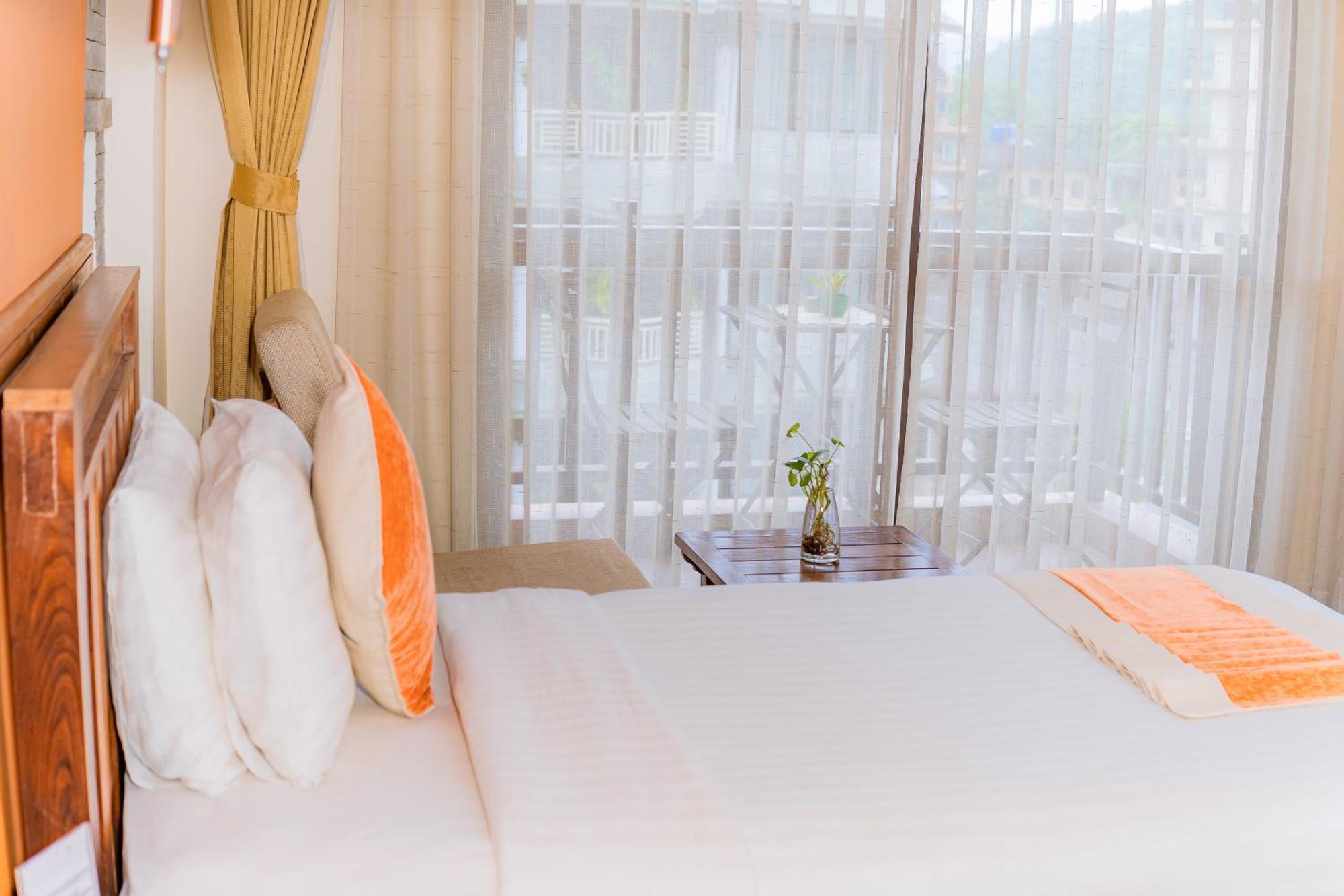 Hotel Pokhara Batika Exteriér fotografie